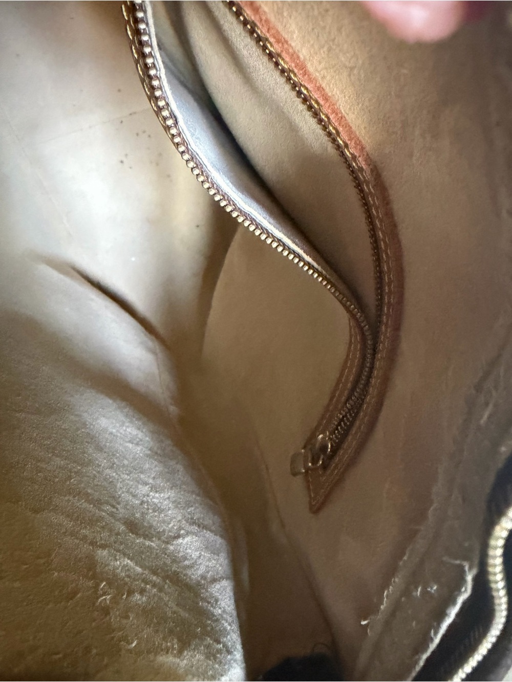 Louis Vuitton Brown Monogram Hobo with Tan Strap - Picture 7 of 10